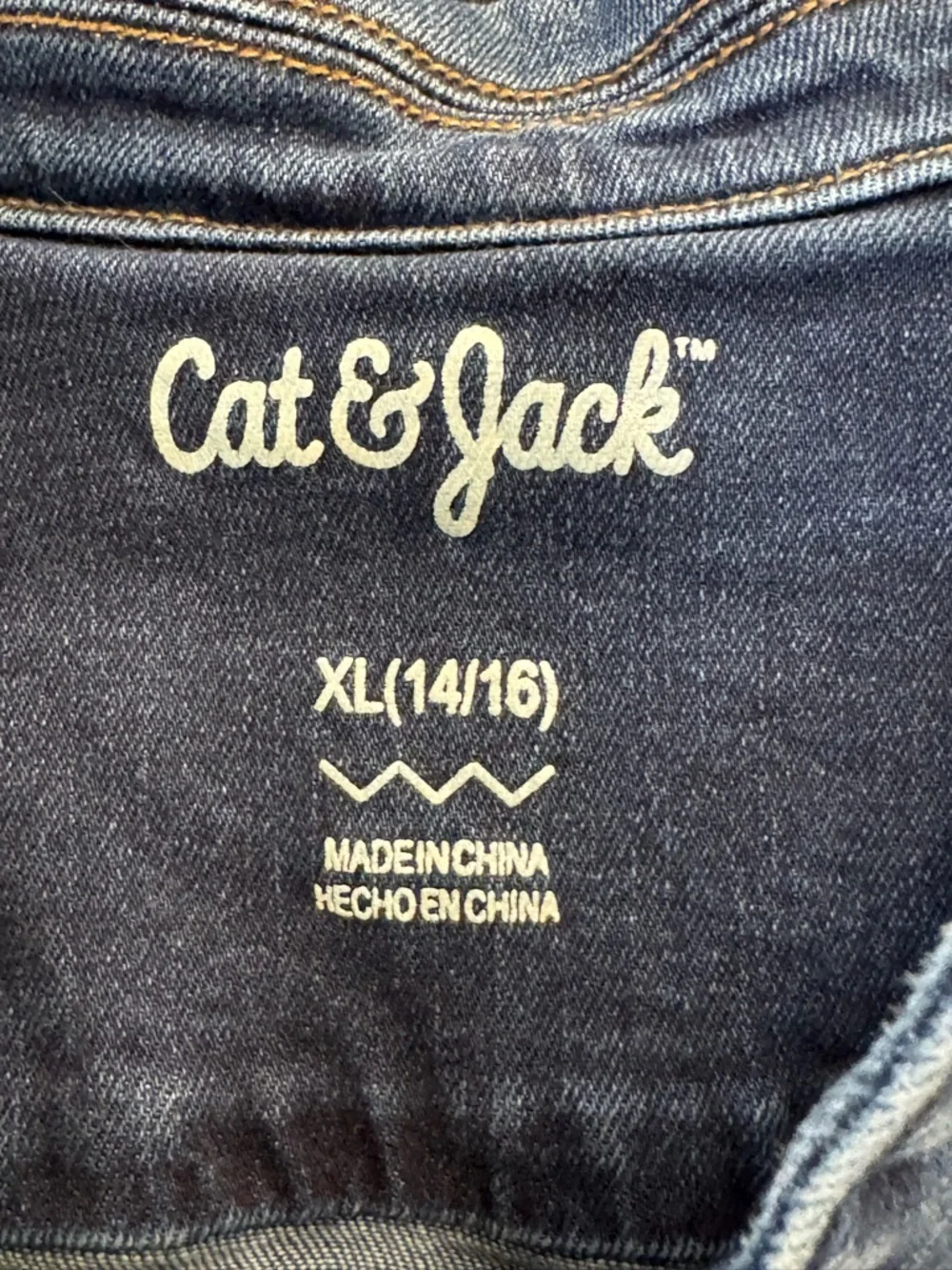 Cat & Jack Girls Classic Medium Blue Denim Jacket
